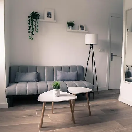 Roca Foradada Apartment *